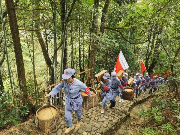 dota2开图挂软件全解析：原理、风险与替代方案