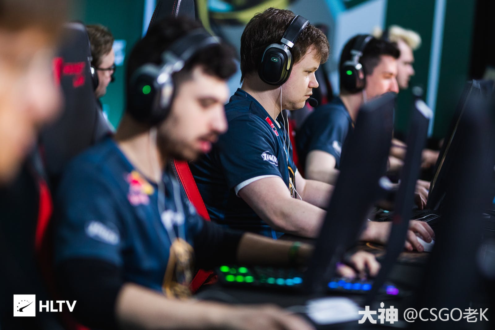 CSGO辅助位职业选手盘点:谁是赛场辅助王者?