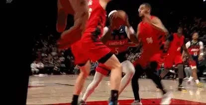 开拓者狂胜奇才35分!奇才逆转传奇如何上演?
